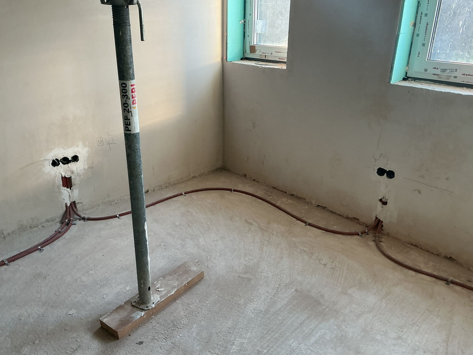 Elektromos hálózat szobában